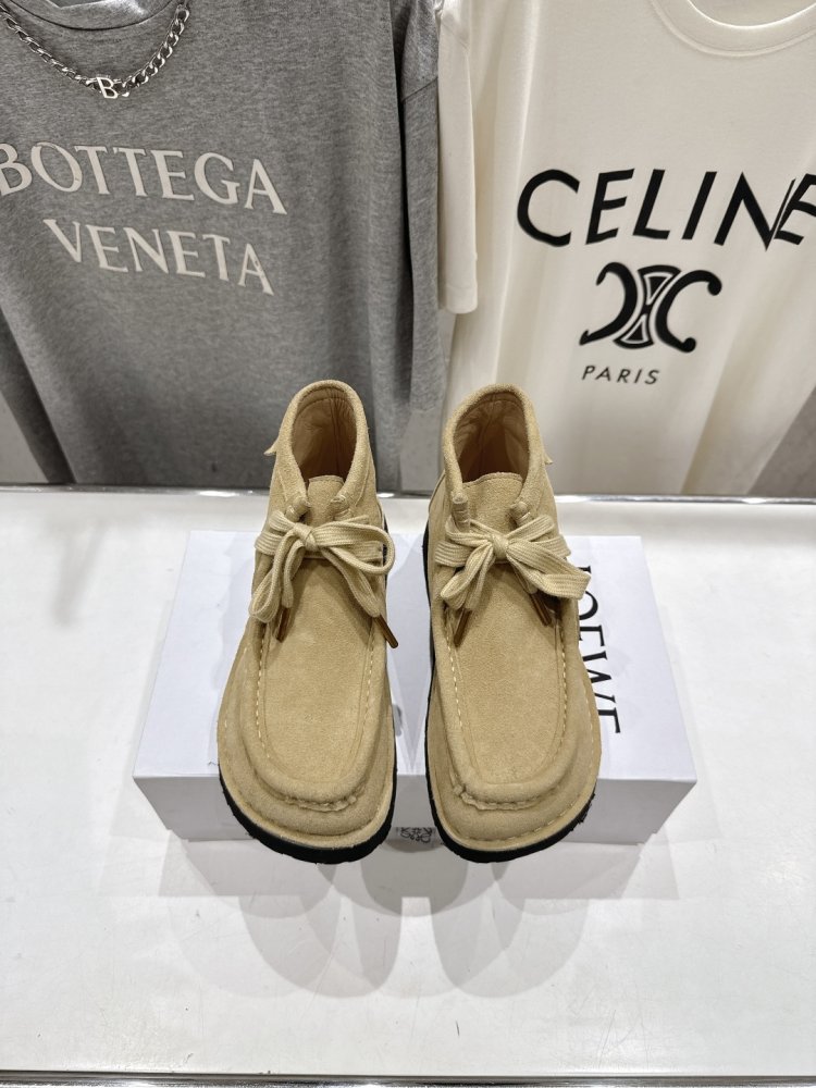 Shoes leather on lace women's