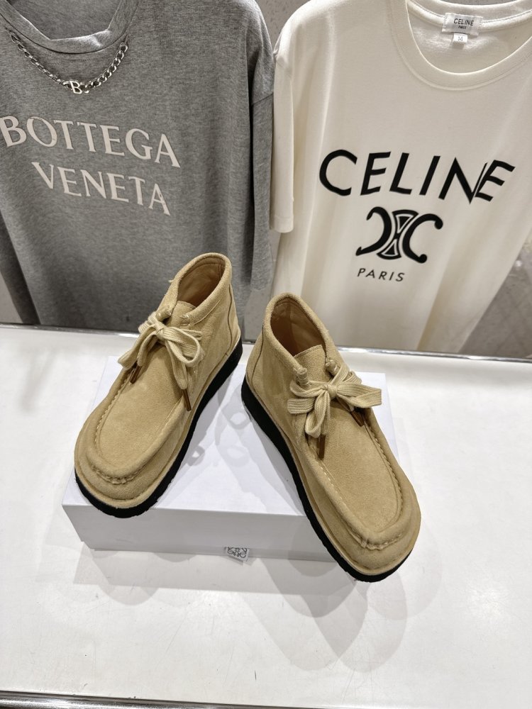 Shoes leather on lace women's фото 2