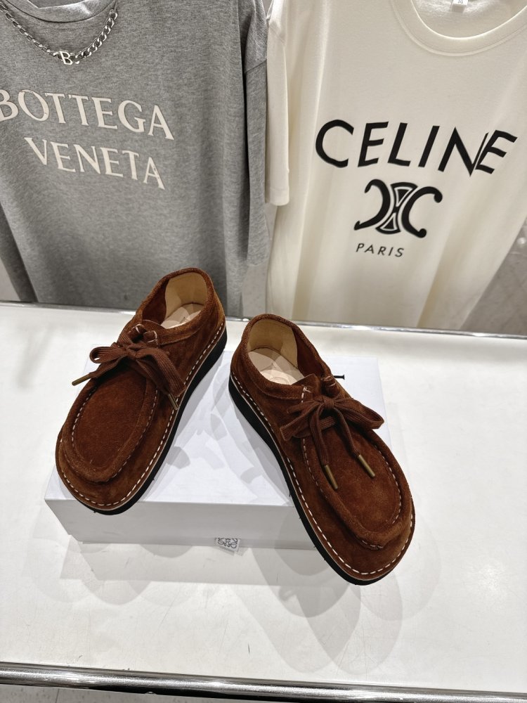 Туфли кожаные на шнуровке женские фото 2