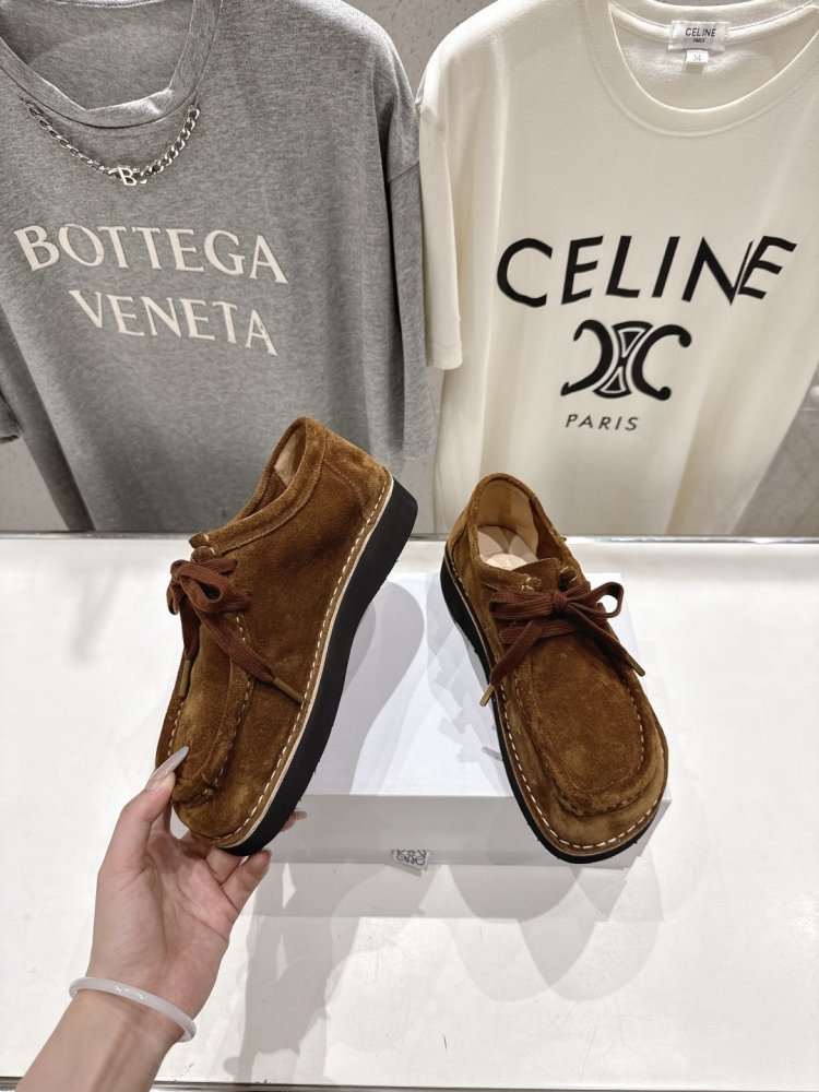 Shoes leather on lace women's фото 4