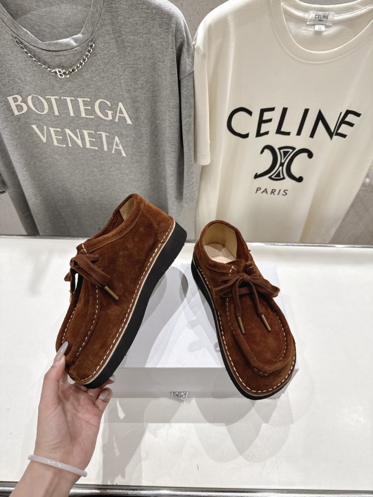 Туфли кожаные на шнуровке женские фото 4