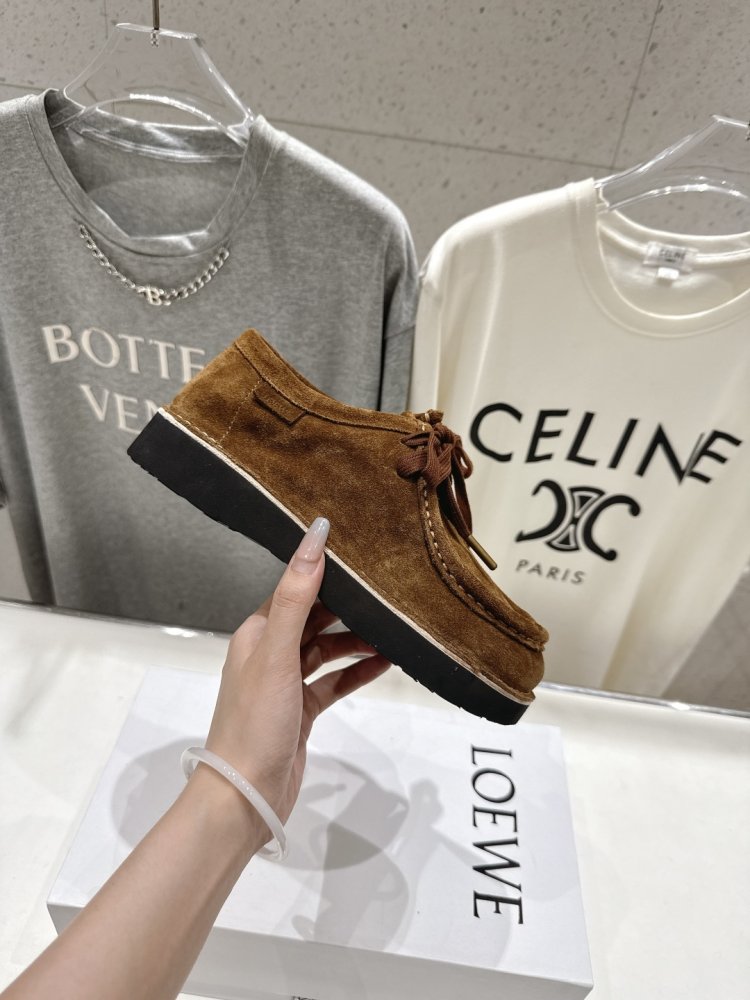 Shoes leather on lace women's фото 5