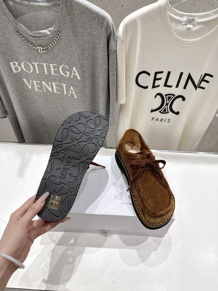 Shoes leather on lace women's фото 9