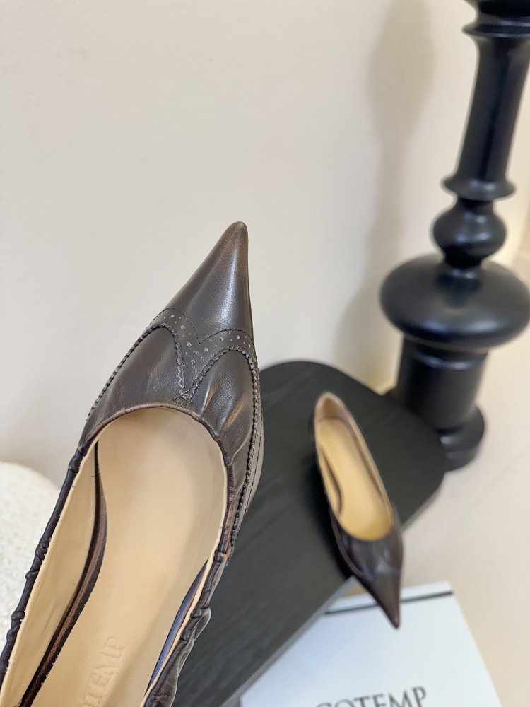 Туфли кожаные с острым носком фото 6