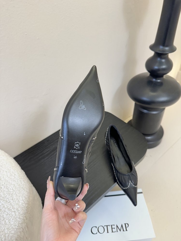 Туфли кожаные с острым носком фото 9