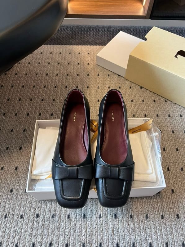 Туфли кожаные женские