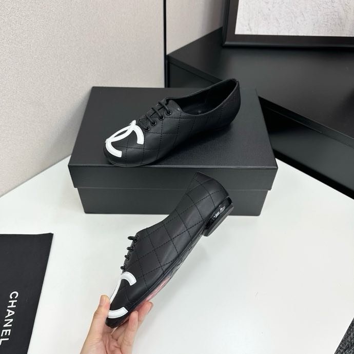 Туфли кожаные женские фото 2