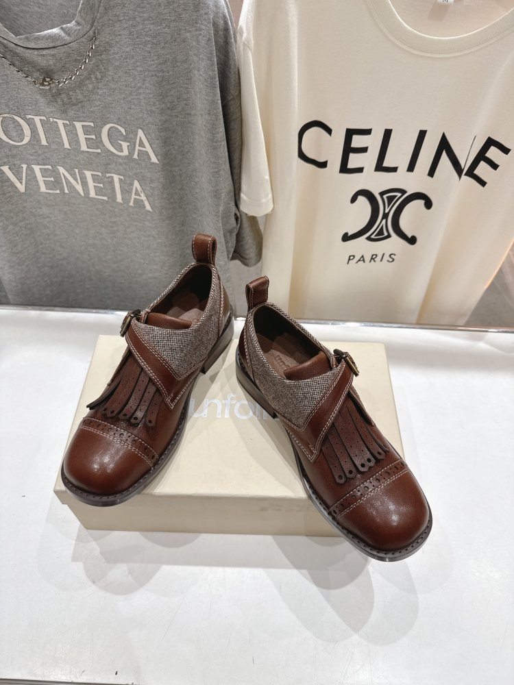 Туфлі шкіряні жіночі фото 2