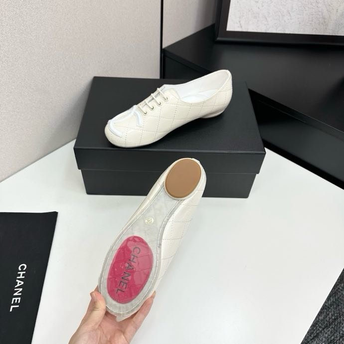 Туфлі шкіряні жіночі фото 3