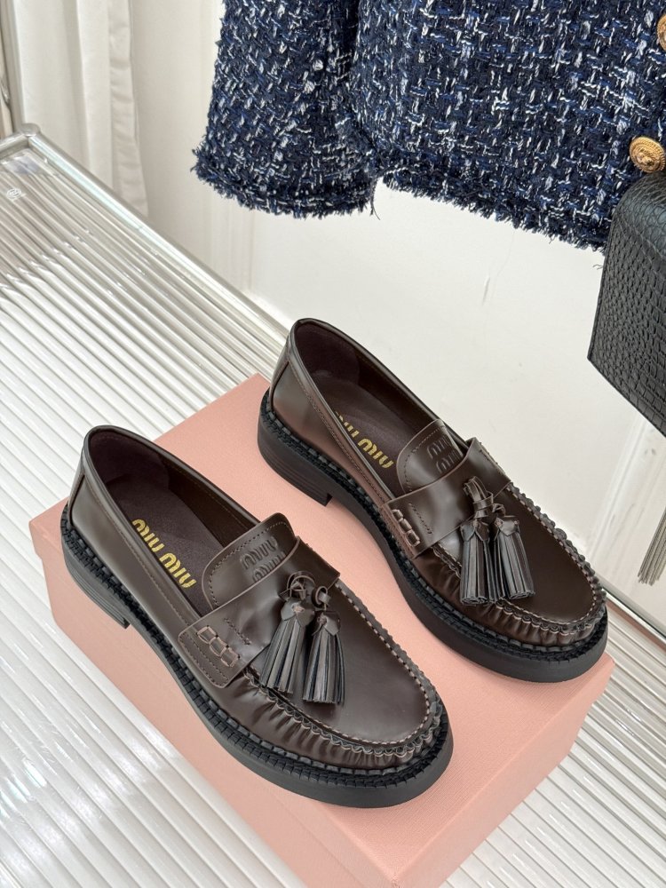 Туфлі шкіряні жіночі фото 3