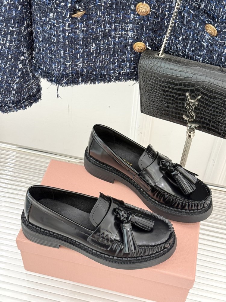 Shoes leather women's фото 3