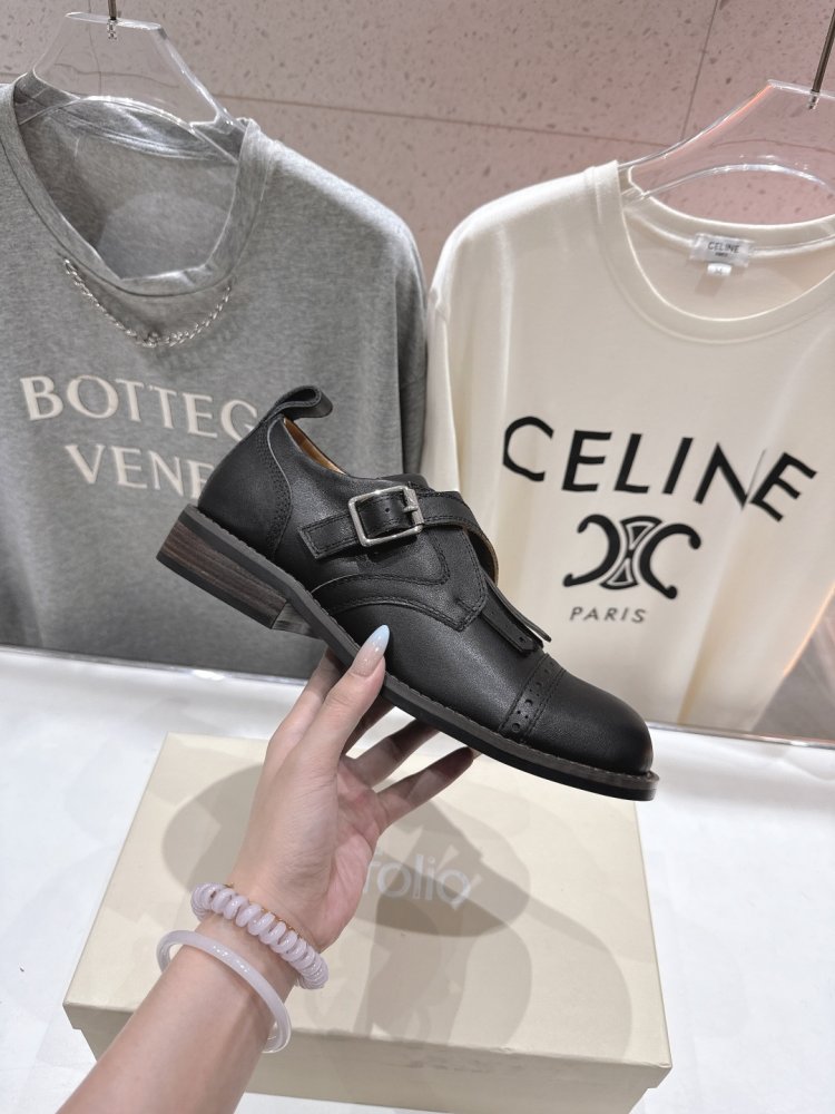 Shoes leather women's фото 5