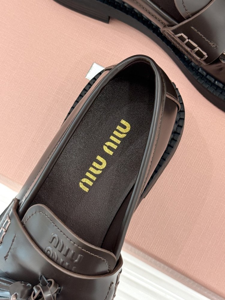 Туфлі шкіряні жіночі фото 8