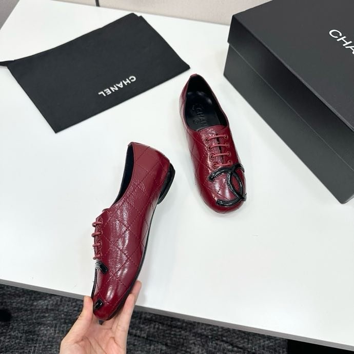 Туфлі шкіряні жіночі фото 9