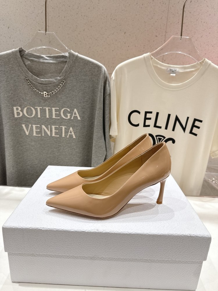 Туфлі човники на середньому підборах фото 3