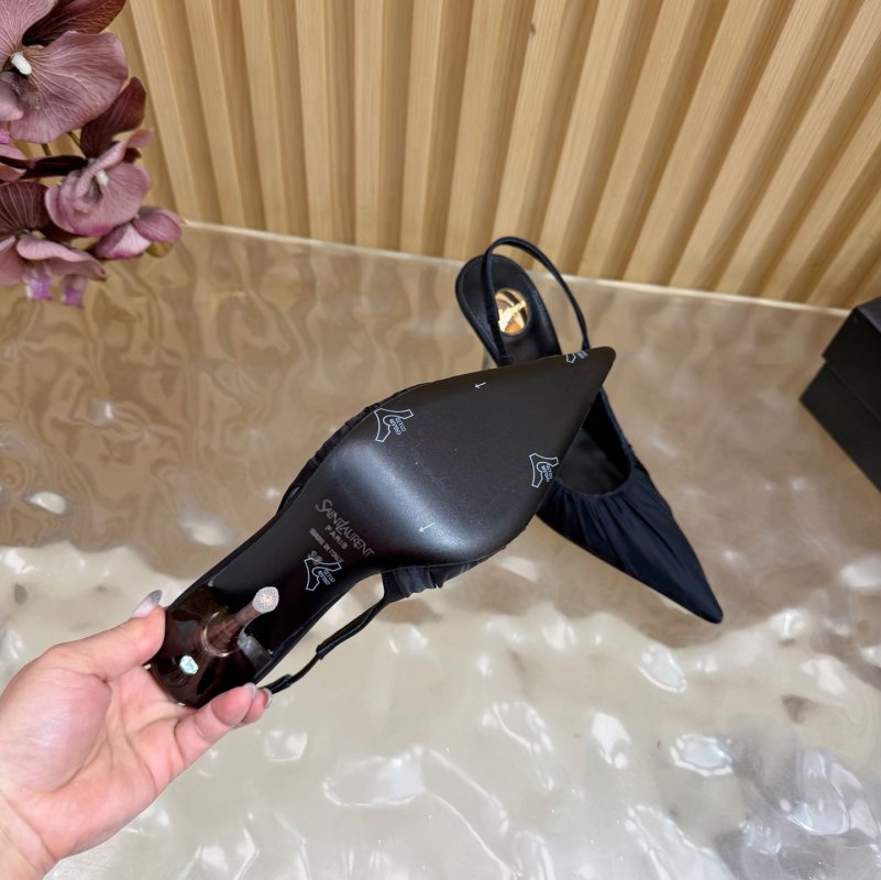 Туфлі човники на високому підборах фото 12