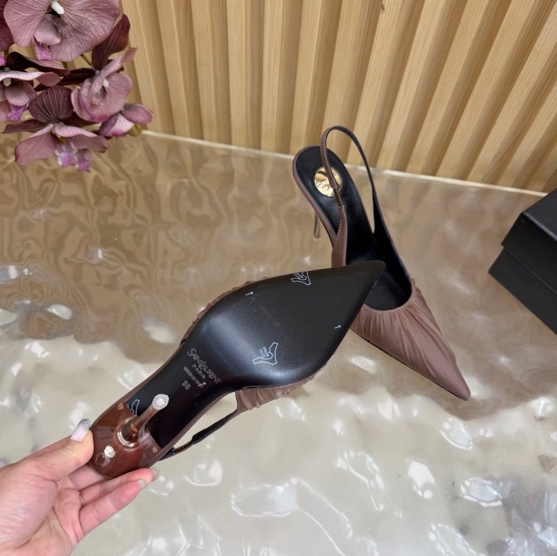 Туфлі човники на високому підборах фото 12