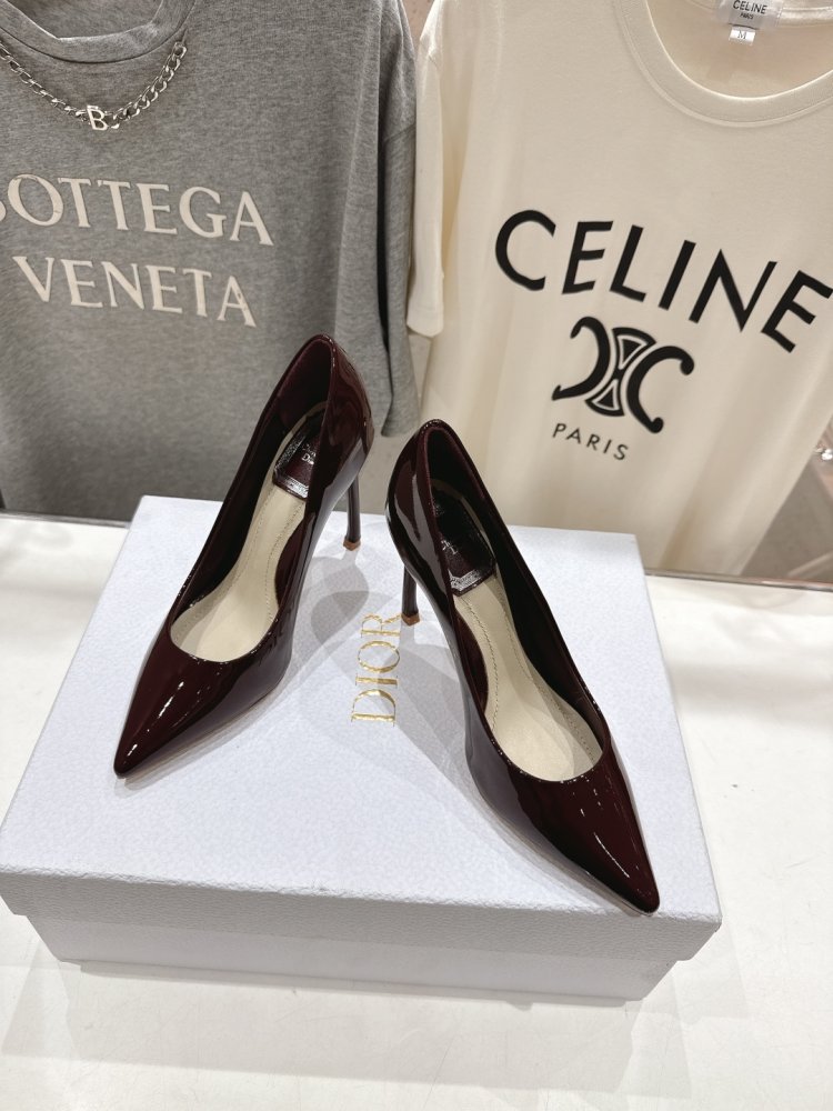 Туфлі човники на високому підборах фото 2