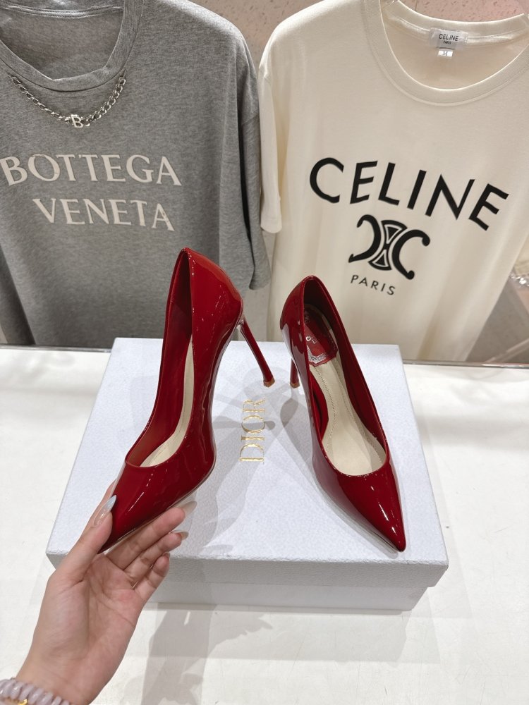 Shoes boats on high heel фото 4