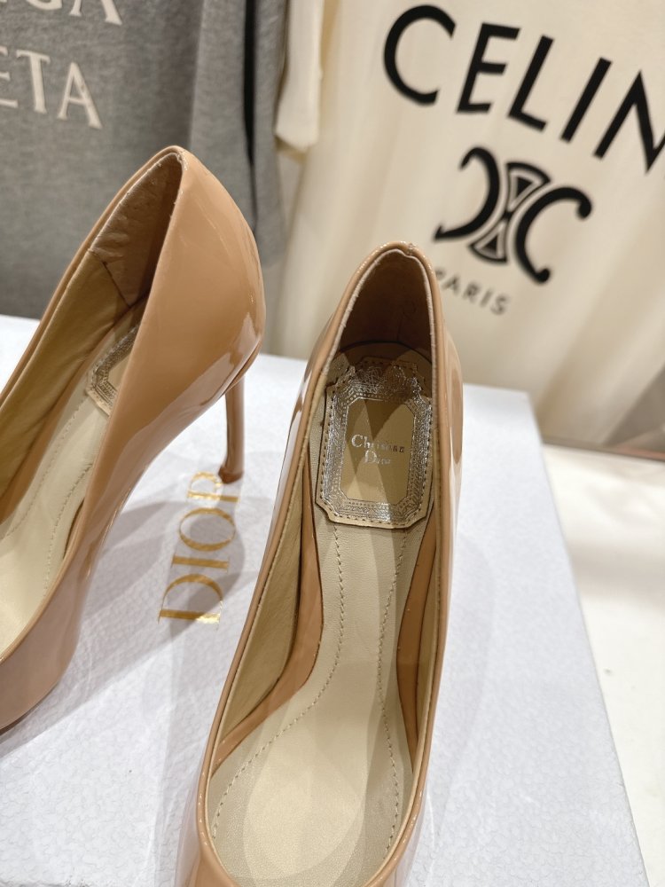 Туфли лодочки на высоком каблуке фото 6