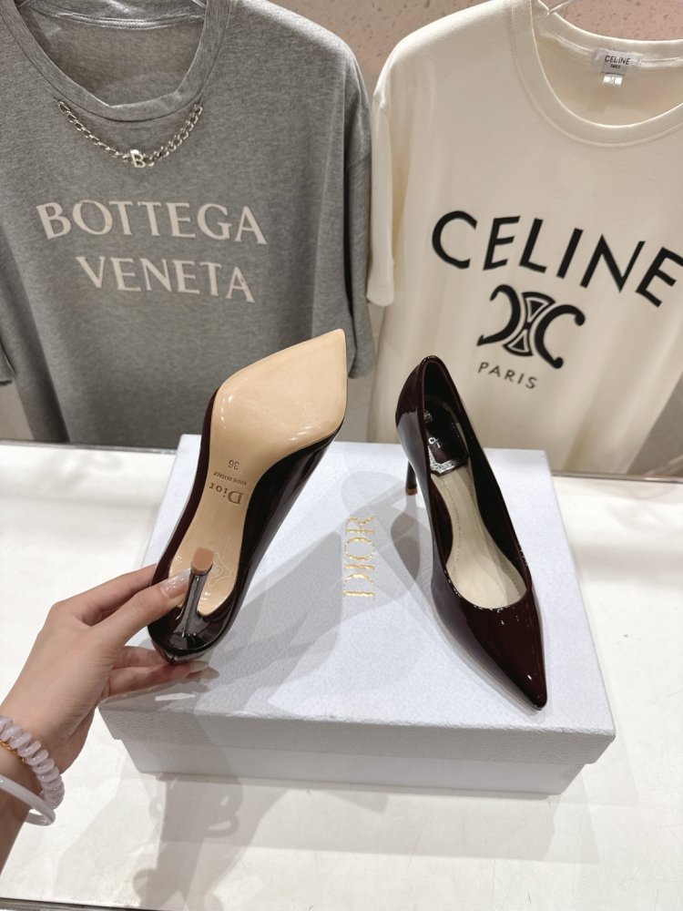 Туфлі човники на високому підборах фото 9