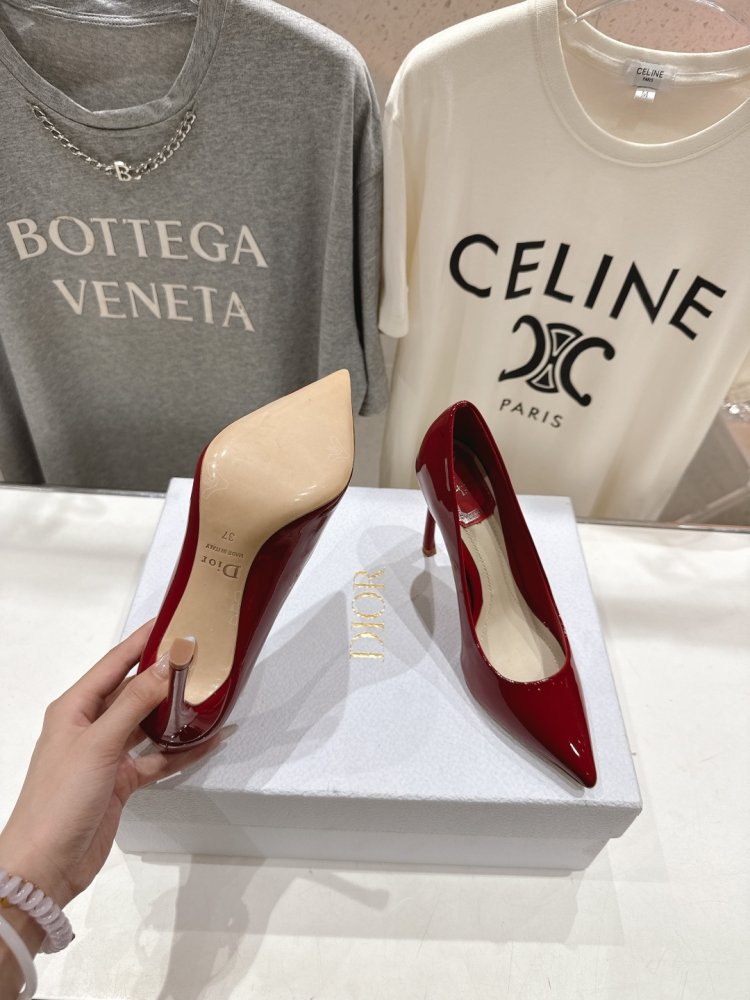 Shoes boats on high heel фото 9