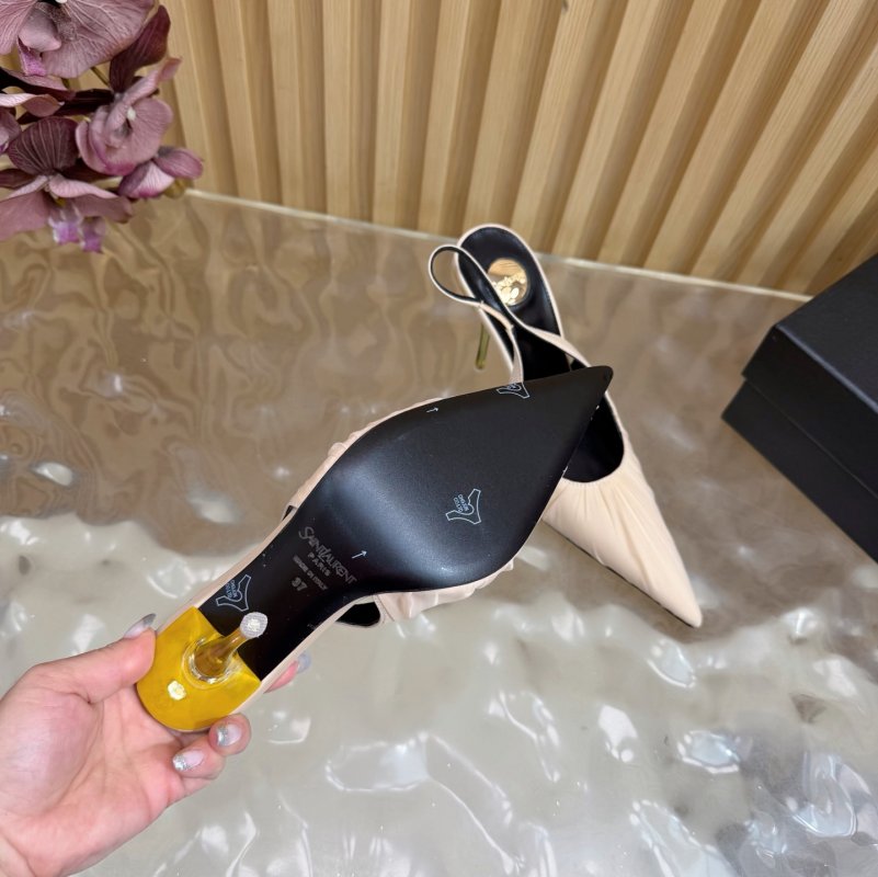 Туфлі човники на високому підборах фото 9