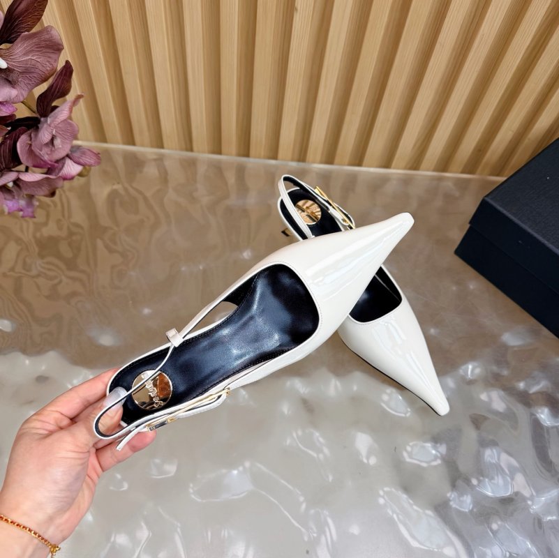 Туфлі човники з гострим носком фото 11