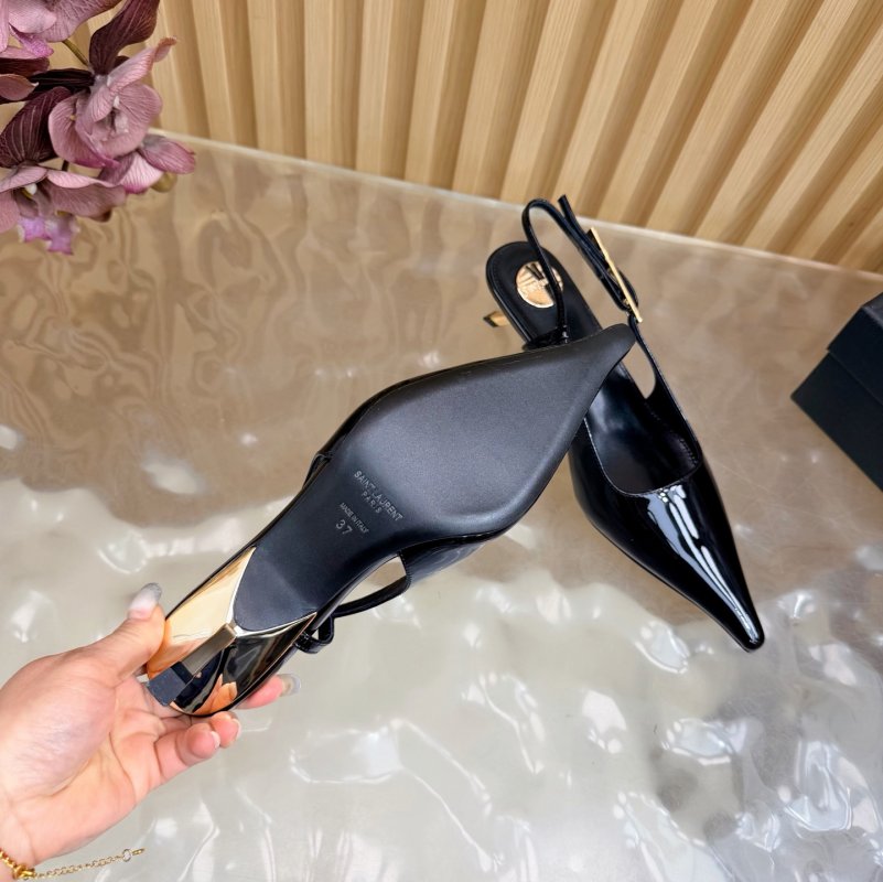 Туфлі човники з гострим носком фото 12