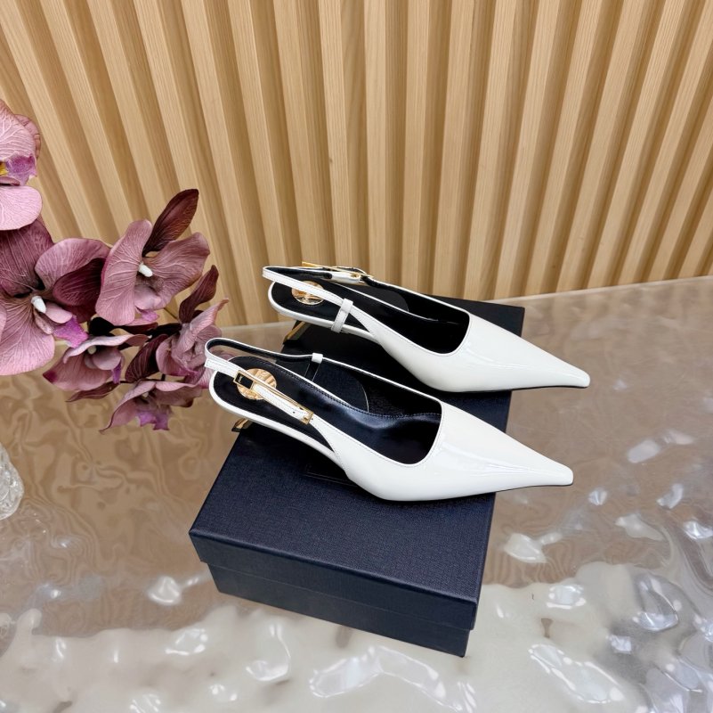 Туфлі човники з гострим носком