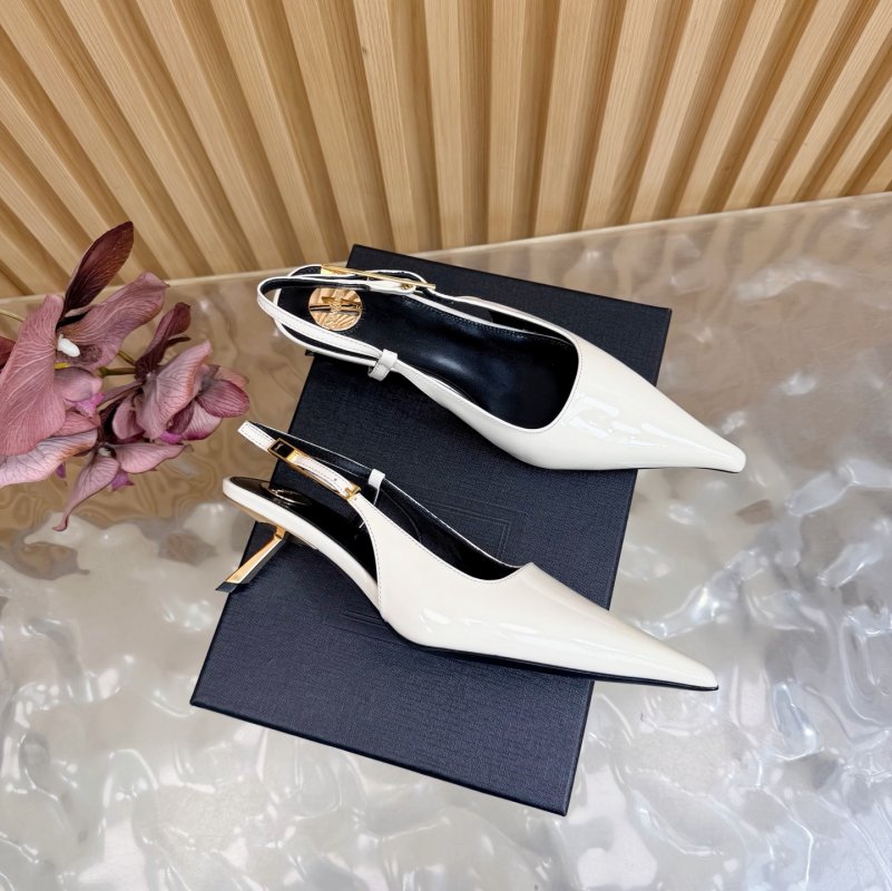 Туфлі човники з гострим носком фото 2