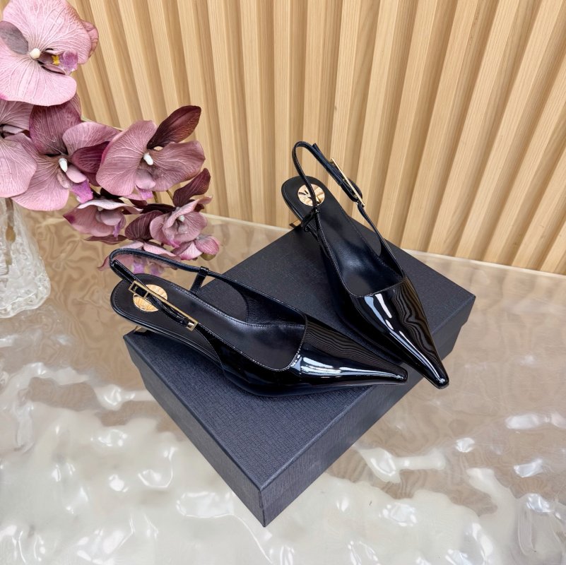 Туфлі човники з гострим носком фото 3