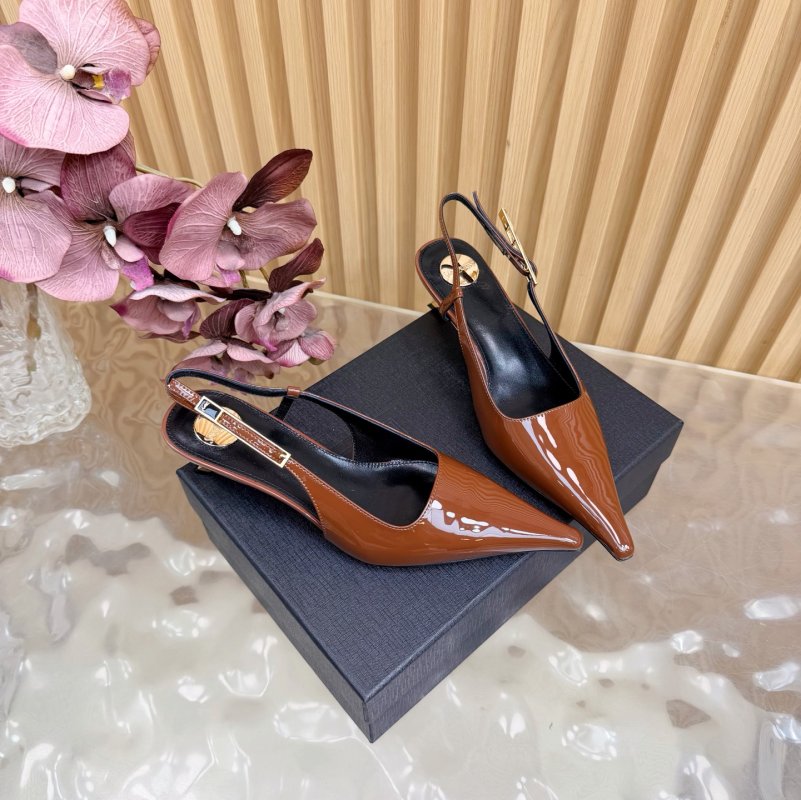 Туфлі човники з гострим носком фото 3