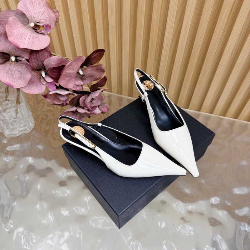 Туфлі човники з гострим носком фото 3