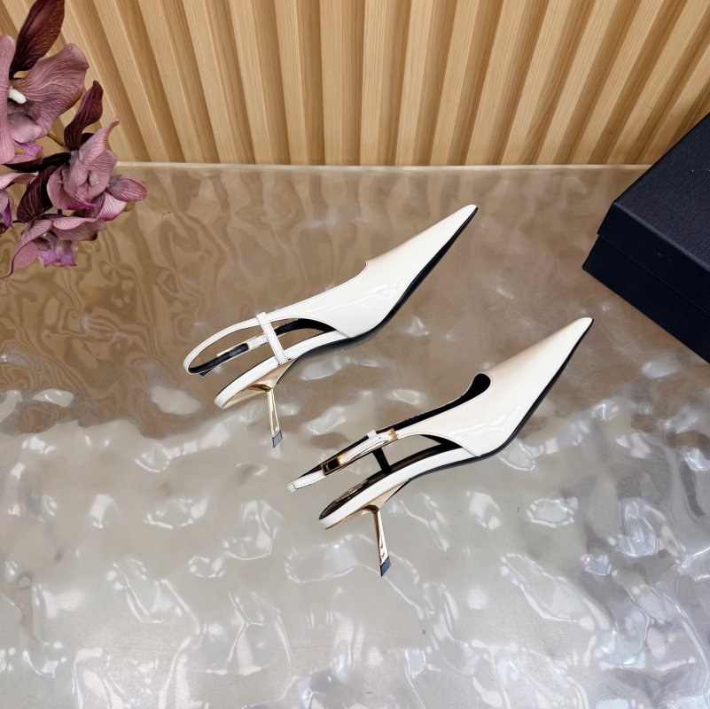 Туфлі човники з гострим носком фото 9