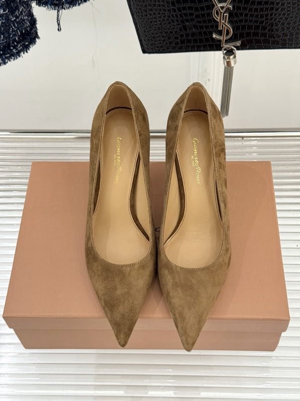 Туфли лодочки замшевые