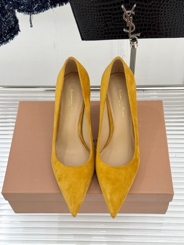 Туфли лодочки замшевые фото 5