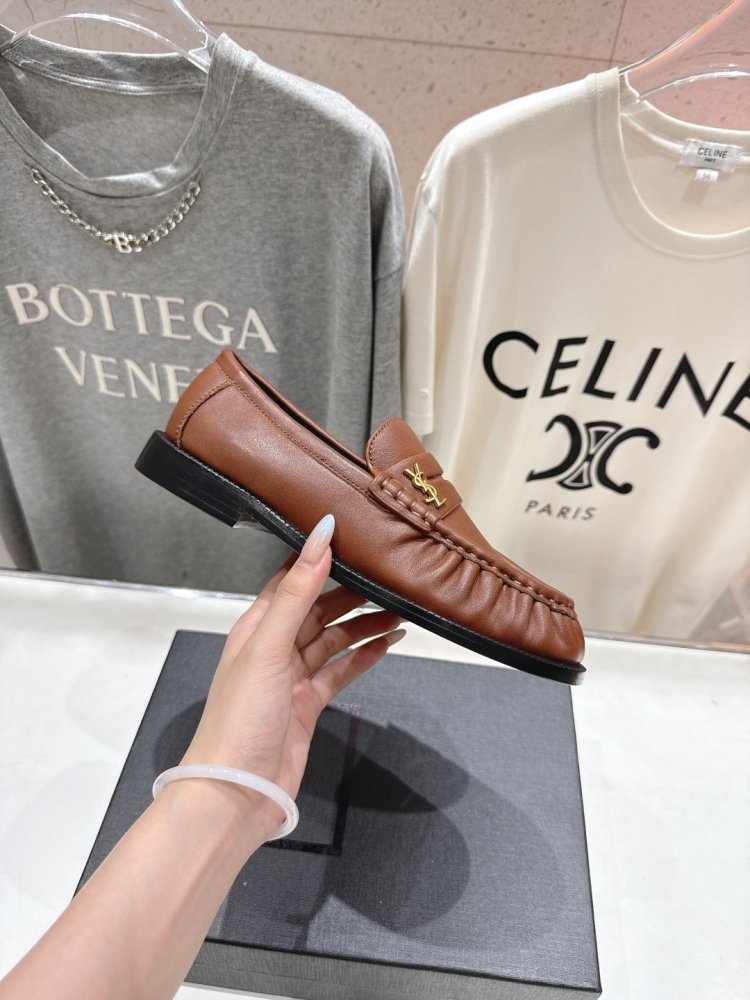 Туфлі лоферы шкіряні жіночі фото 5