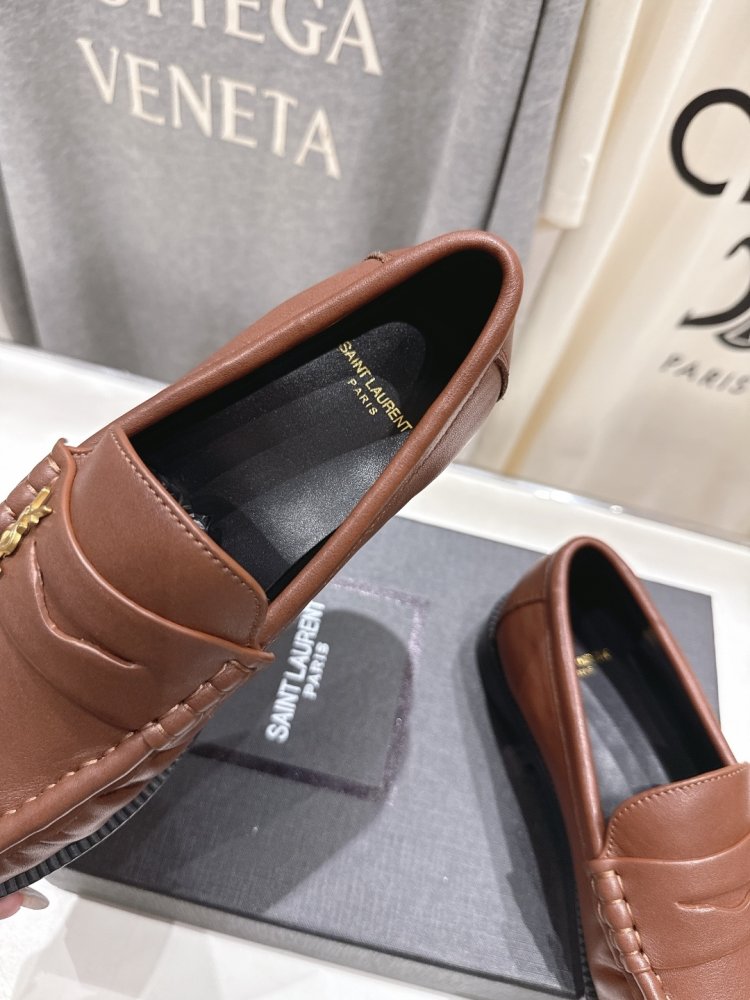 Туфлі лоферы шкіряні жіночі фото 6