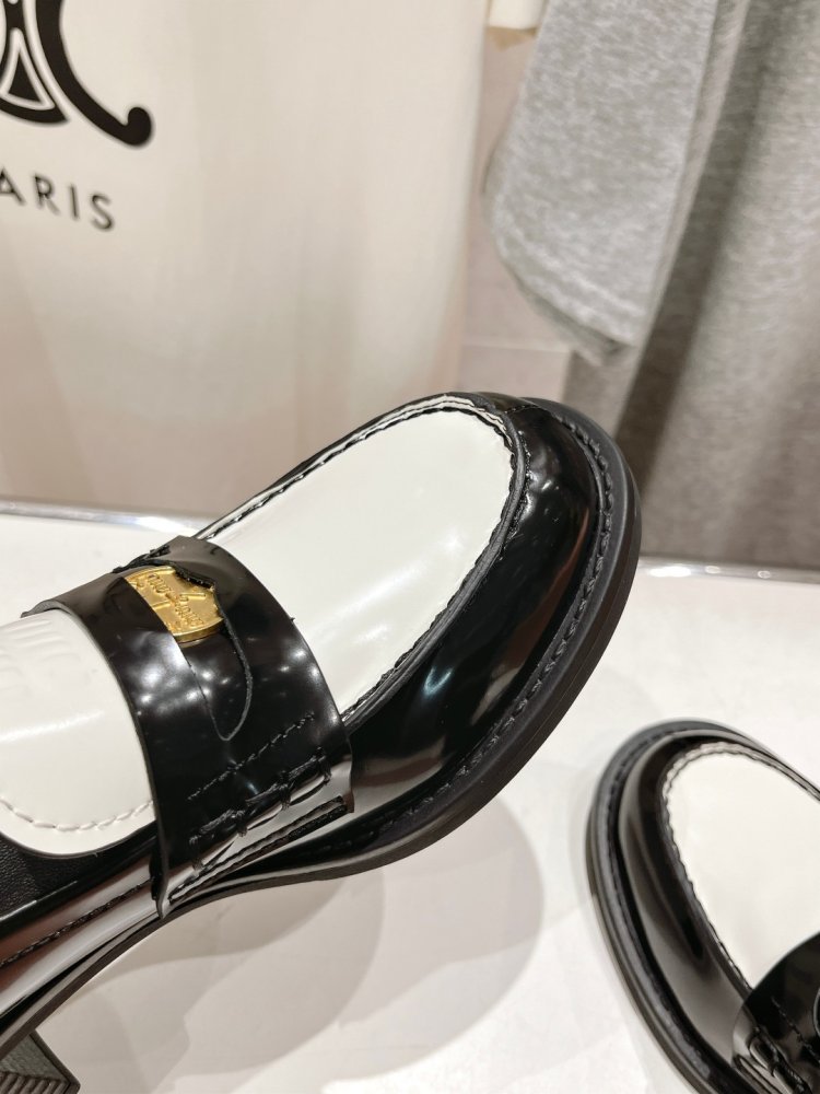 Туфли лоферы кожаные женские фото 7