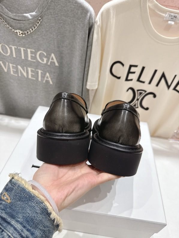 Shoes лоферы leather women's фото 8