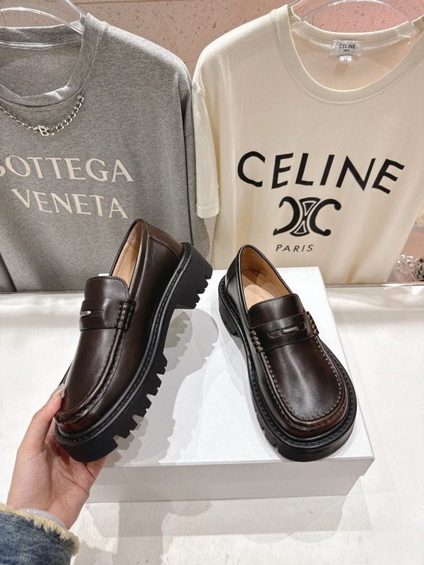 Туфлі лоферы шкіряні жіночі фото 8