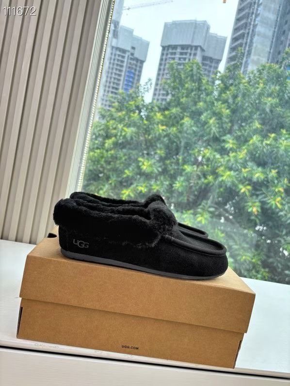 Туфлі лоферы на хутрі зимові фото 7