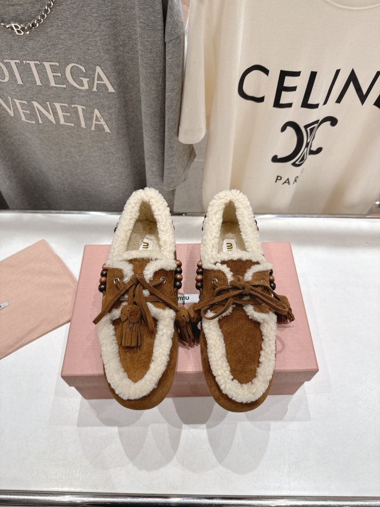 Туфли лоферы женские зимние на меху