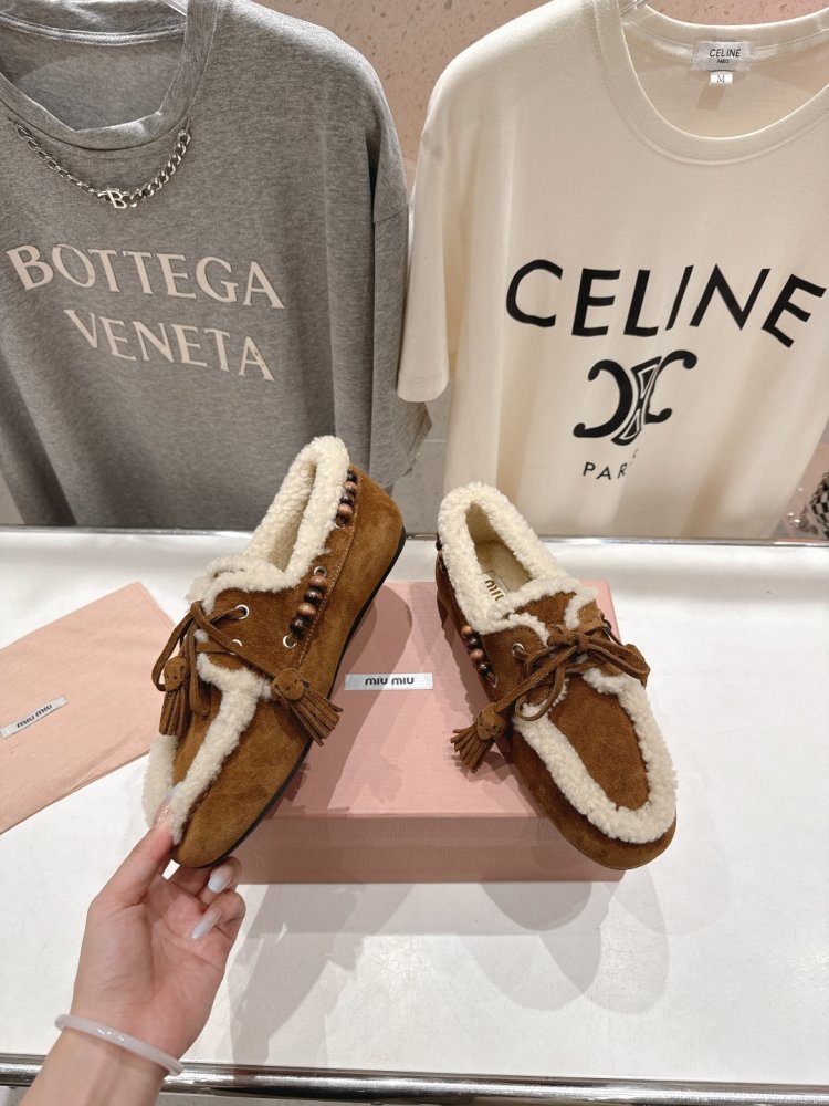 Туфли лоферы женские зимние на меху фото 3