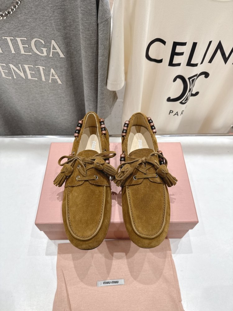 Туфли лоферы женские