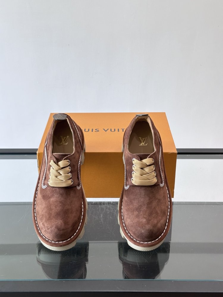 Туфли мужские замшевые на шнуровке на массивной подошве фото 6