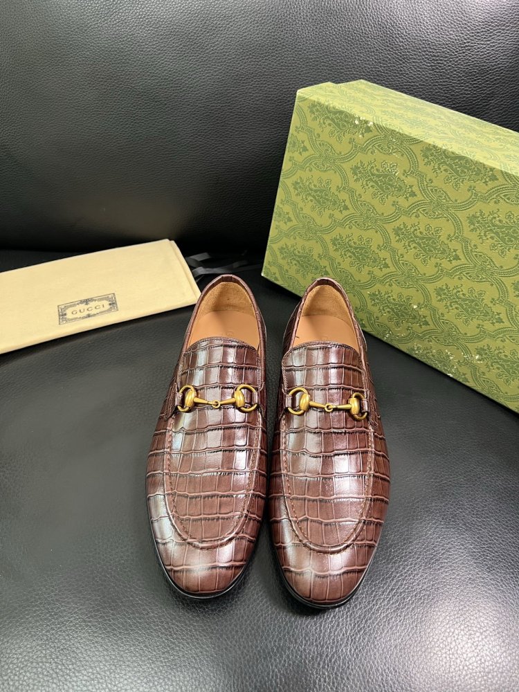 Туфлі чоловічі