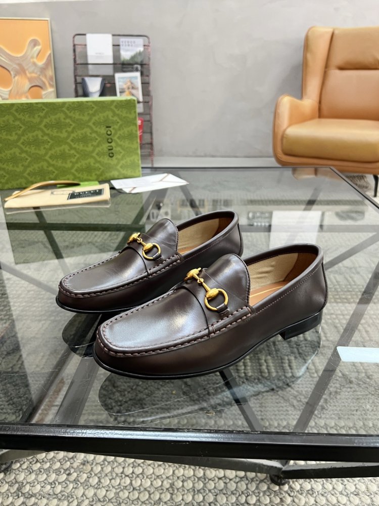 Туфлі чоловічі