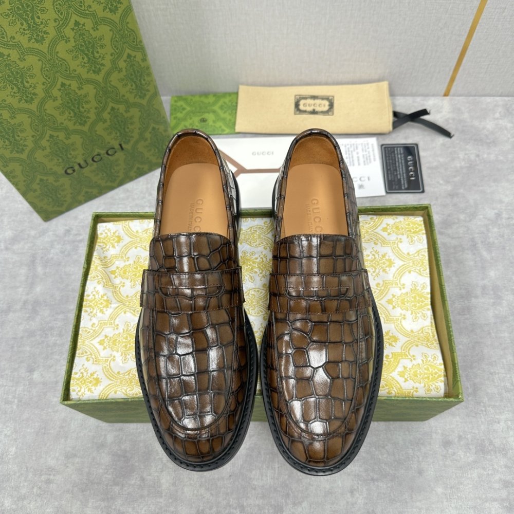 Туфлі чоловічі